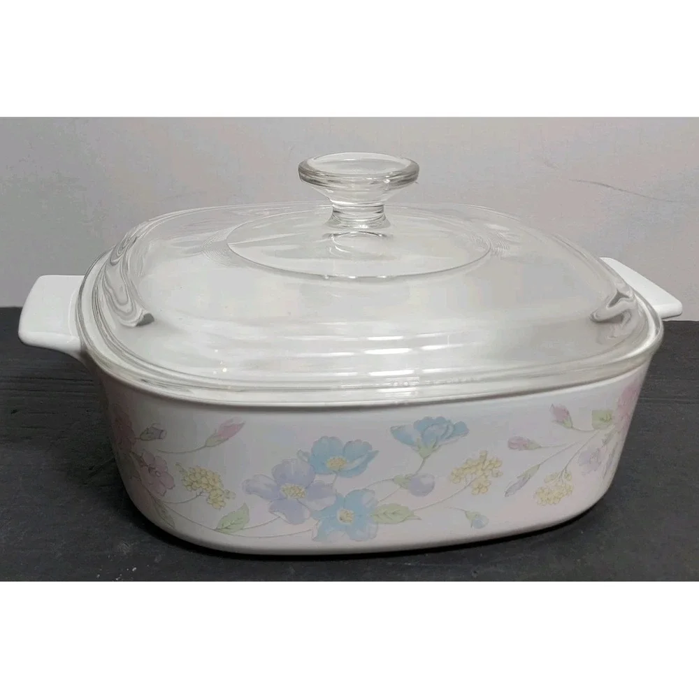 Corning Ware Pastel Bouquet 2 Liter Casserole Dish A-2-B, Pyrex Lid A-9-C